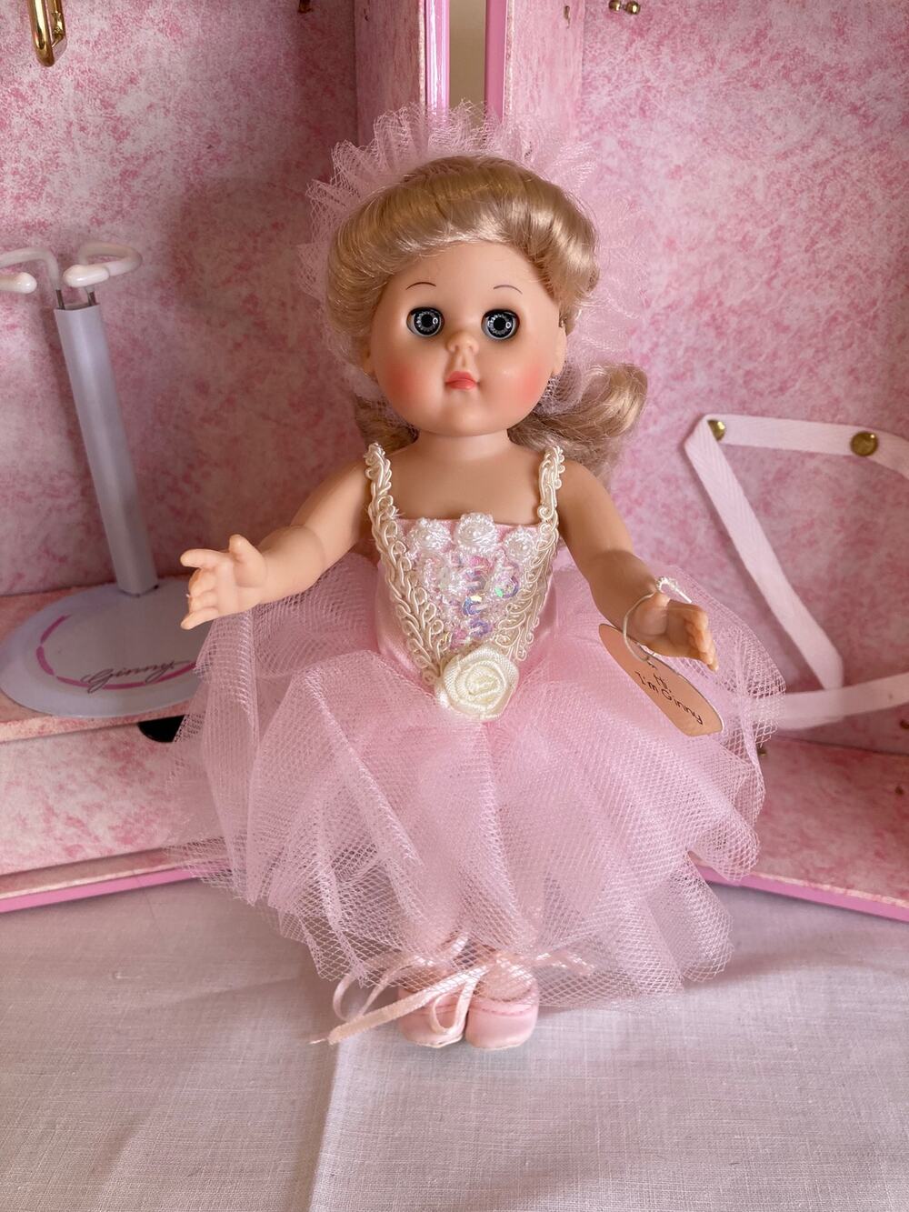 Vintage 90s Vogue 8" Ginny's Little Ballet Trunk Set w/Outfits #7EX03 (1997) EUC